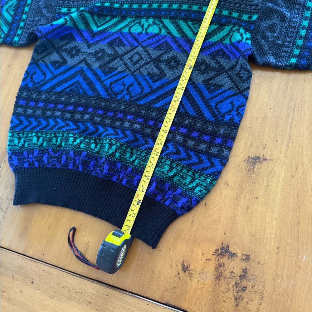 Men's Vibrant Pattern Crewneck Sweater - Blue and Green